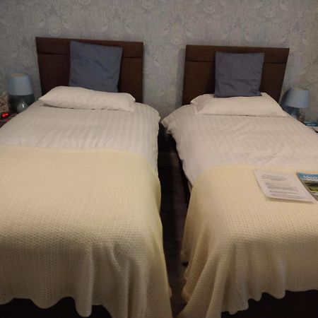29 Well Street B&B Moffat Extérieur photo